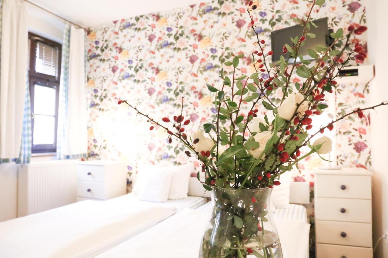 Hotel Dubina Kyselka  Zewnętrze zdjęcie