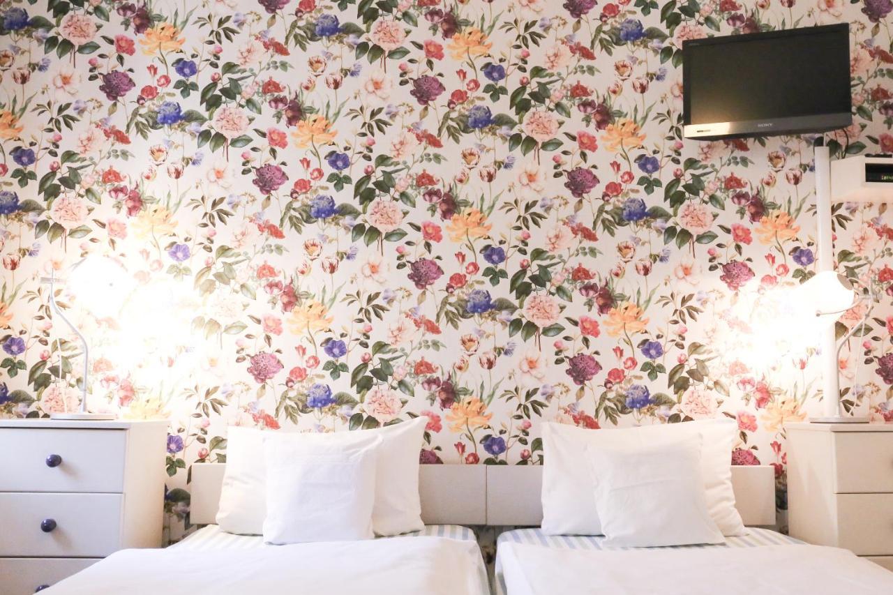 Hotel Dubina Kyselka  Zewnętrze zdjęcie